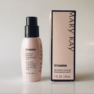Mary Kay TimeWise Day Solution SPF 35